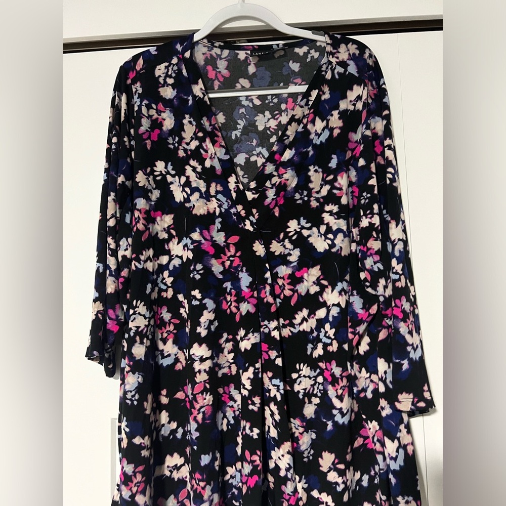 Women’s Plus 26/28 lightweight 3/4 length sleeve shirt